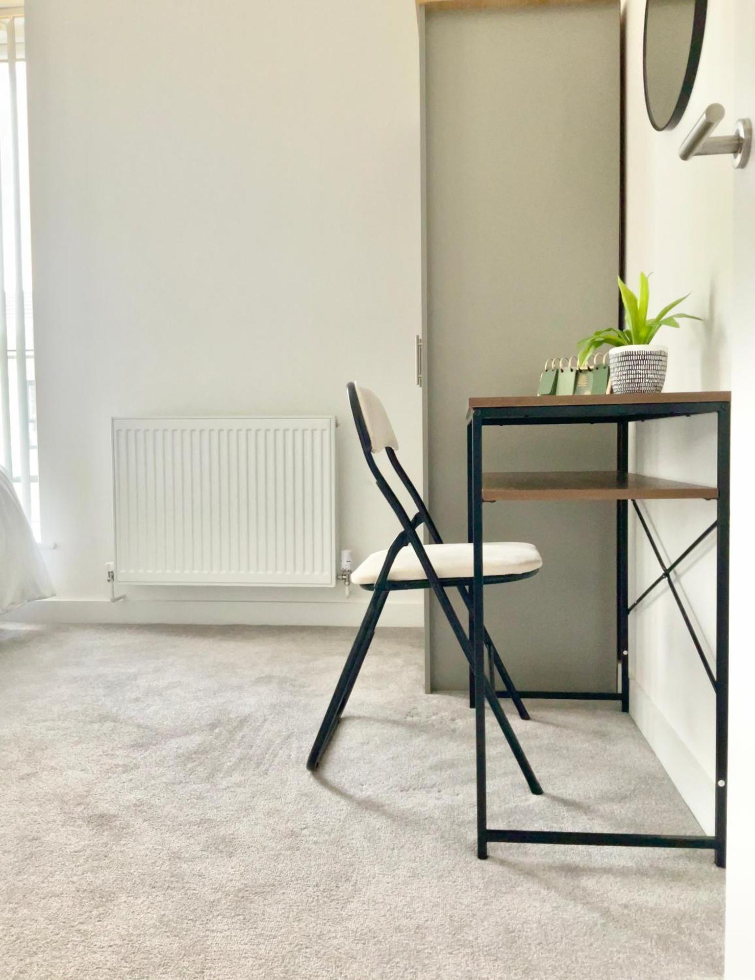 The Parkes A Stylish 3Br House, 5 Mins From Central Birmingham Close To The Edgbaston Stadium, The Hippodrome, Uob, Aston And Bcu, China Town, Kings Heath Bhx Airport And Much More Eksteriør billede