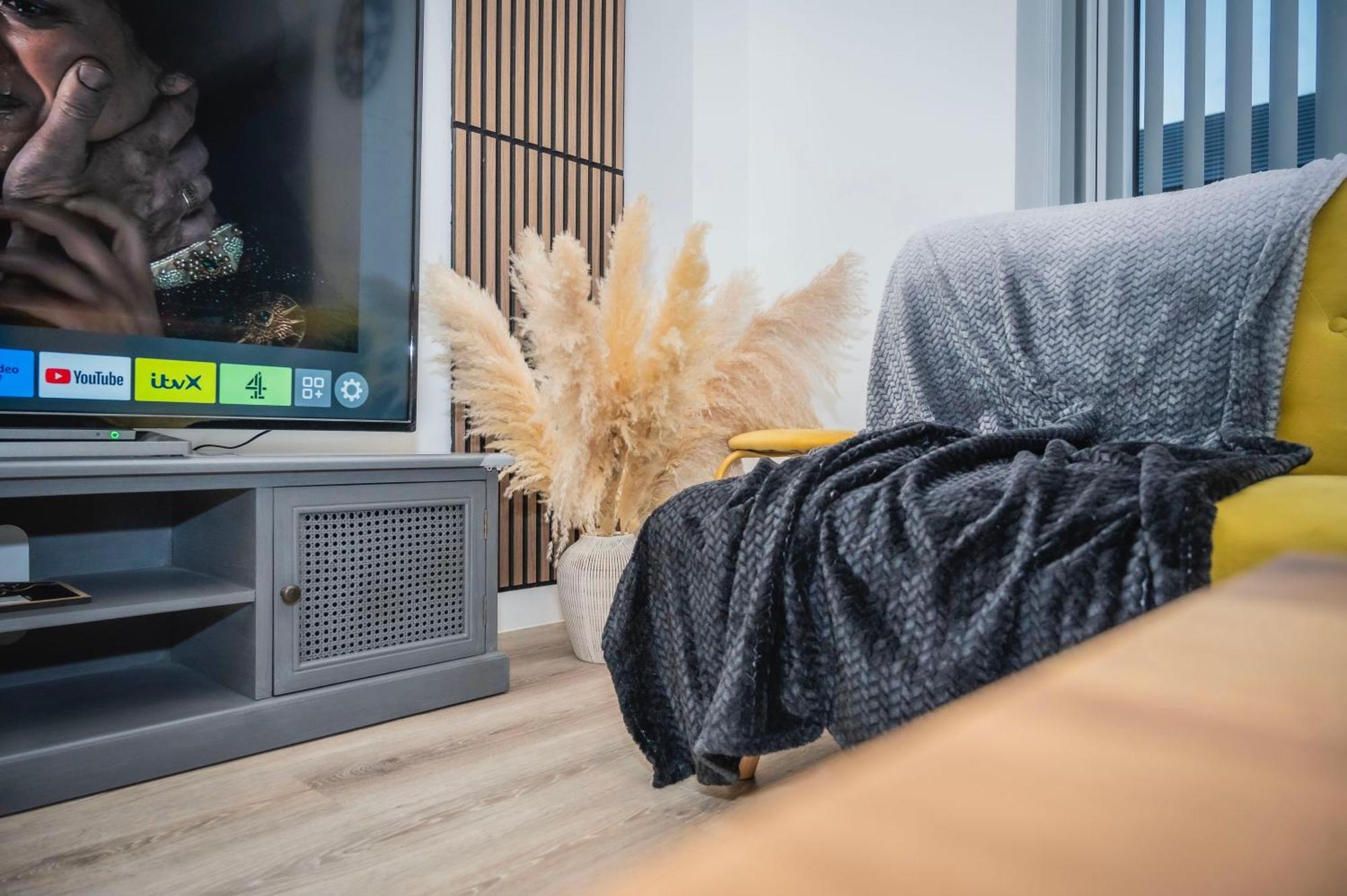 The Parkes A Stylish 3Br House, 5 Mins From Central Birmingham Close To The Edgbaston Stadium, The Hippodrome, Uob, Aston And Bcu, China Town, Kings Heath Bhx Airport And Much More Eksteriør billede