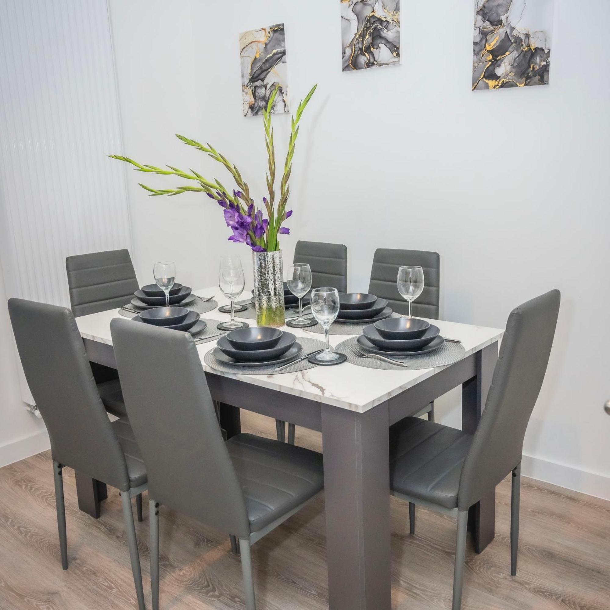 The Parkes A Stylish 3Br House, 5 Mins From Central Birmingham Close To The Edgbaston Stadium, The Hippodrome, Uob, Aston And Bcu, China Town, Kings Heath Bhx Airport And Much More Eksteriør billede